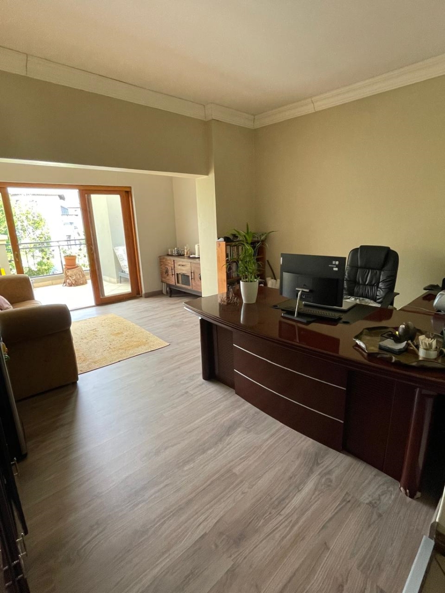 5 Bedroom Property for Sale in Xanadu Eco Park North West